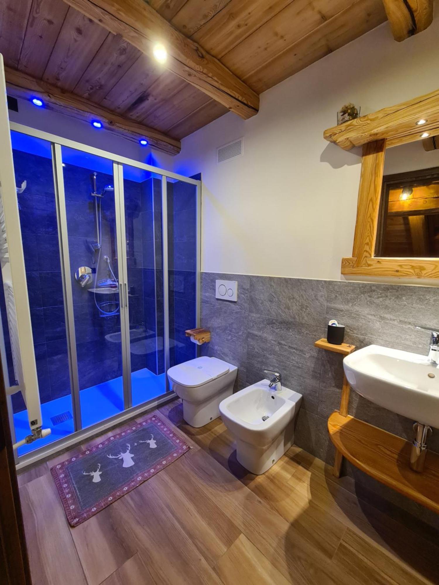 La Maison. Il Nido Dell'Aquila Bardonecchia Exterior photo